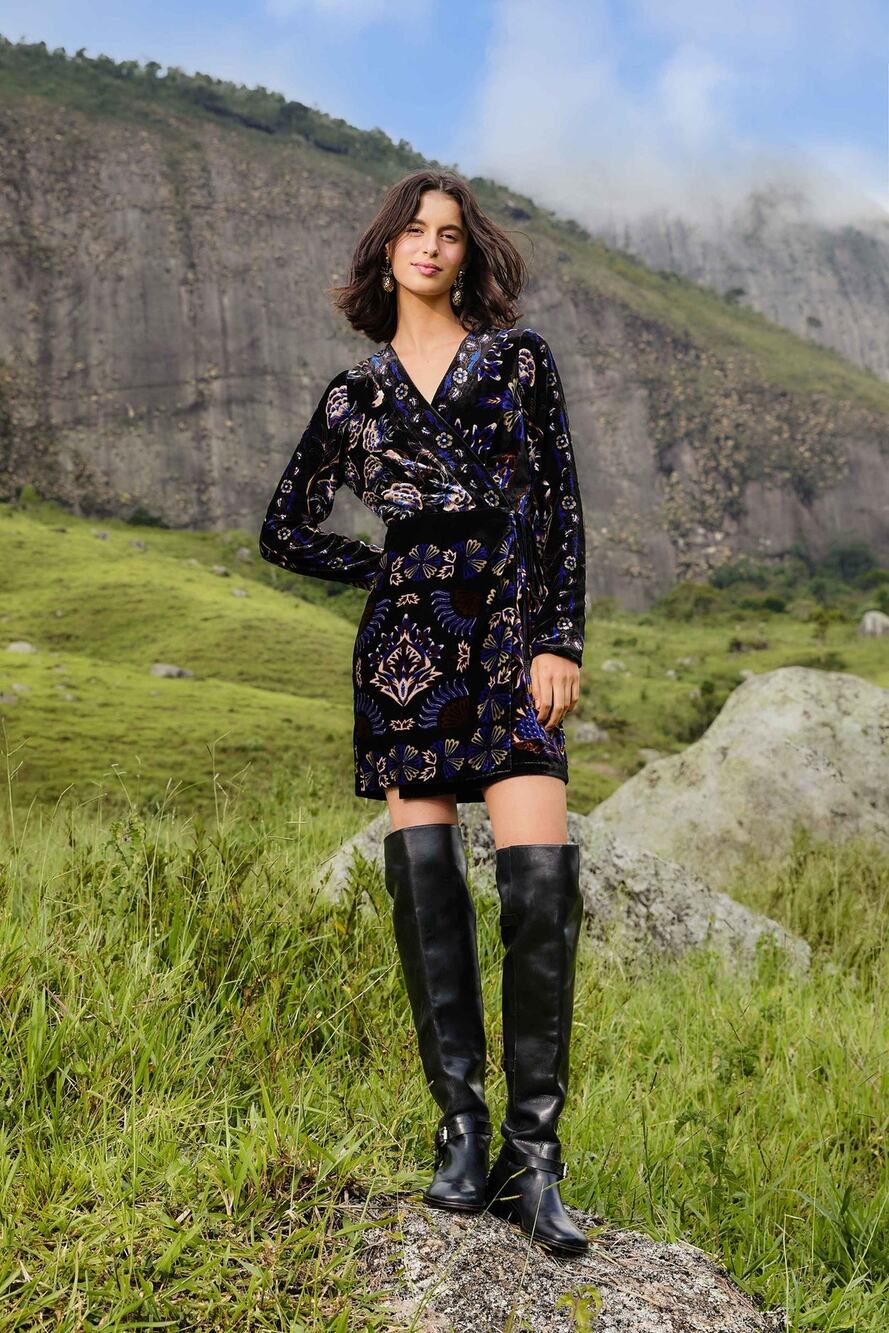 Farm Rio Arabesque Velvet Wrap Dress Minidress Size Medium *FLAW Beaded Tassel